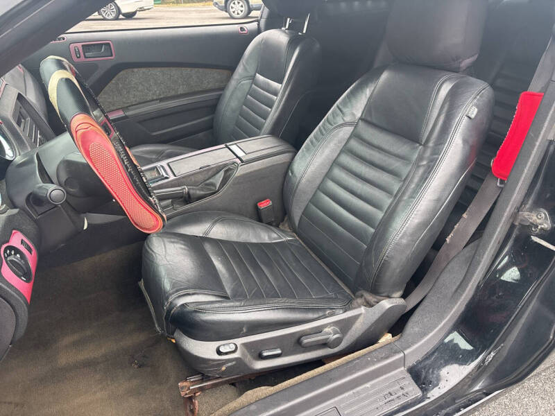 2014 Ford Mustang V6