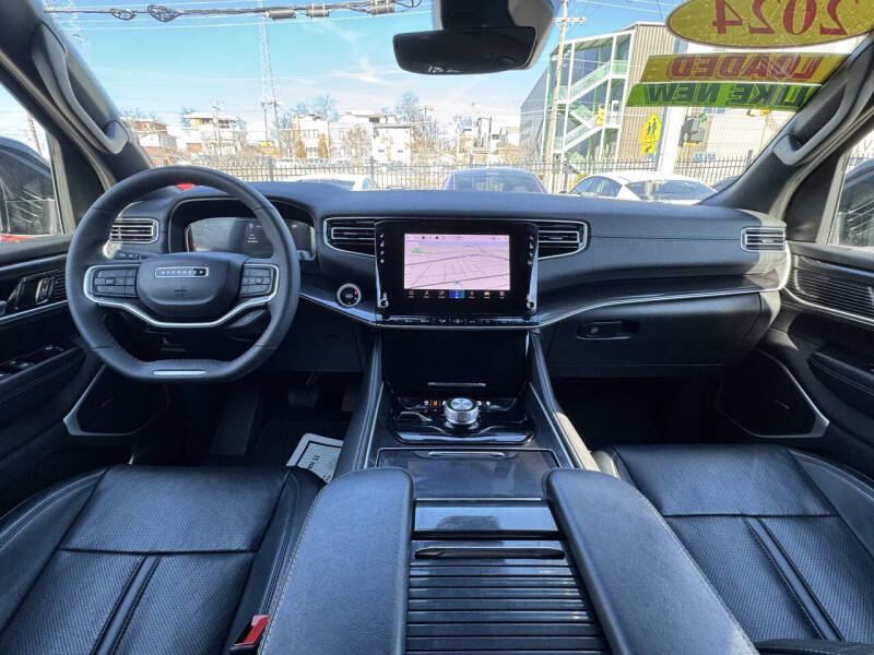 2024 Jeep Wagoneer L