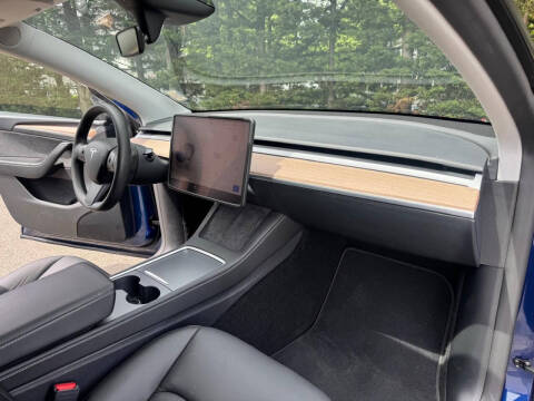 2024 Tesla Model Y Long Range