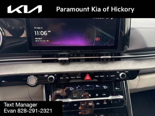 2024 Kia Carnival EX