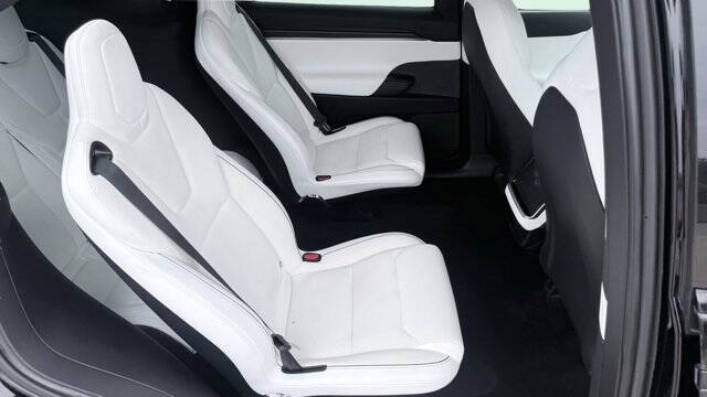 2022 Tesla Model X Plaid