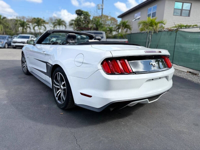 2016 Ford Mustang EcoBoost Premium