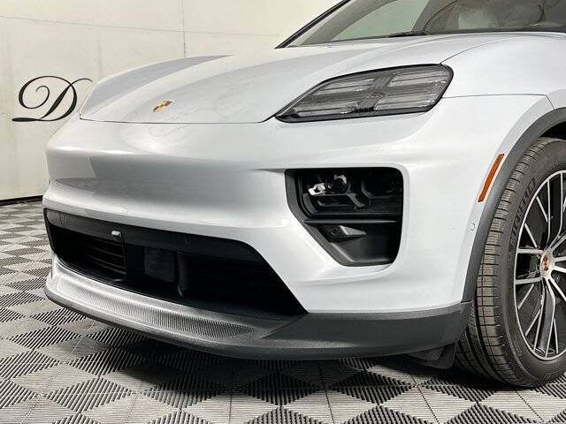 2024 Porsche Macan 4 Electric