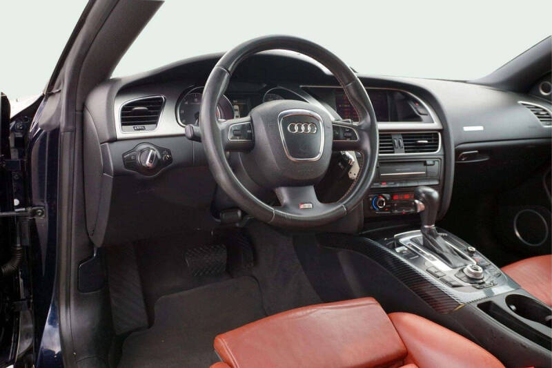 2010 Audi S5 4.2 quattro Premium Plus