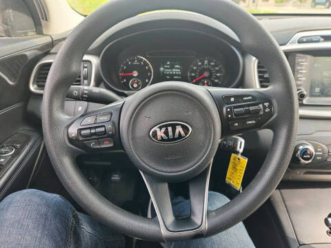 2018 Kia Sorento LX
