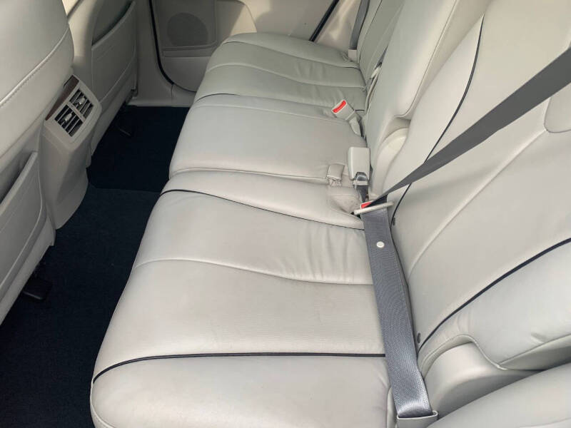 2011 Toyota Venza AWD V6