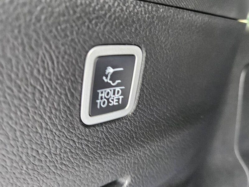 2025 Jeep Wagoneer L