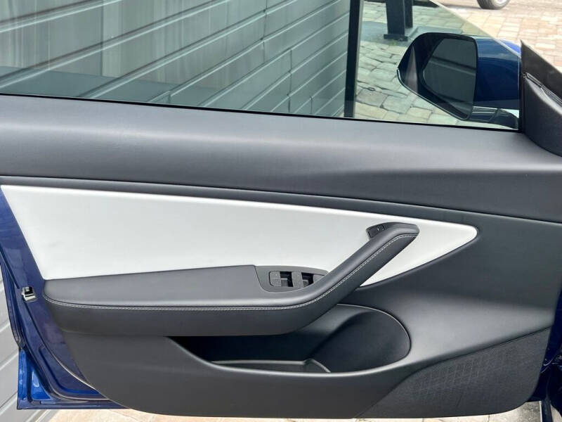 2020 Tesla Model 3 Performance