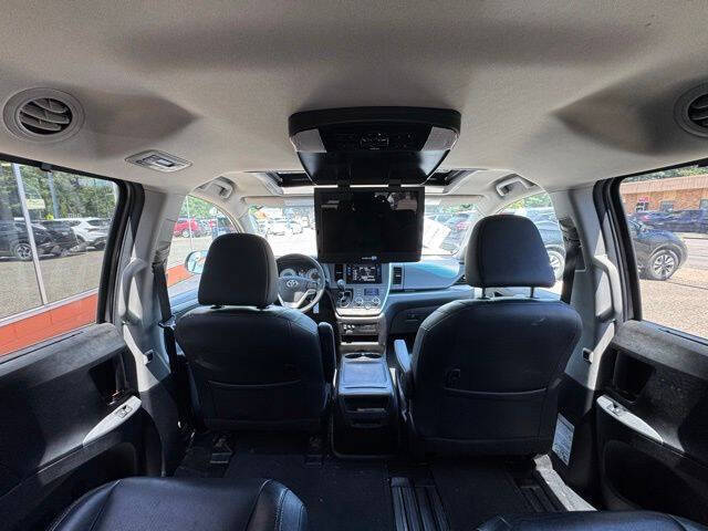 2015 Toyota Sienna