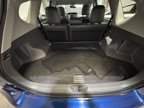 2014 Toyota Prius v Two