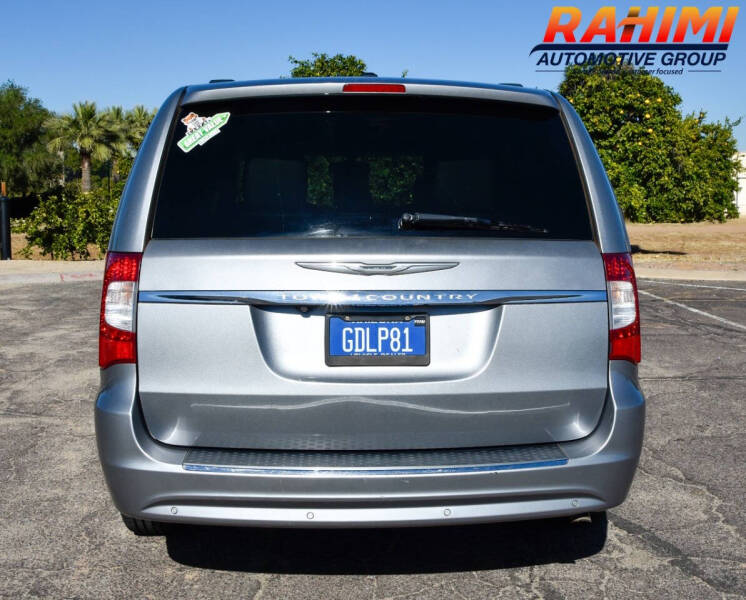 2014 Chrysler Town and Country Touring