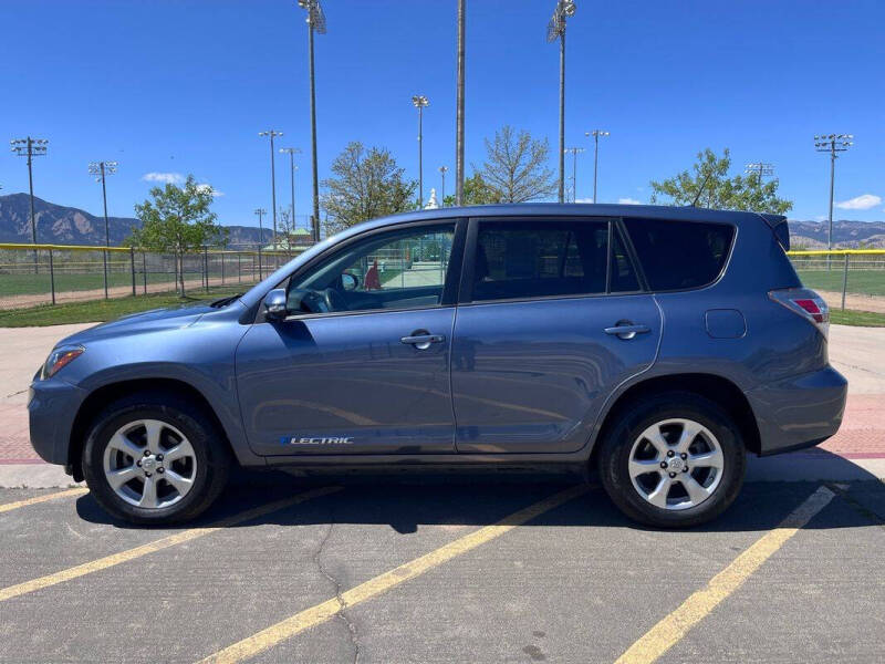 2014 Toyota RAV4 EV