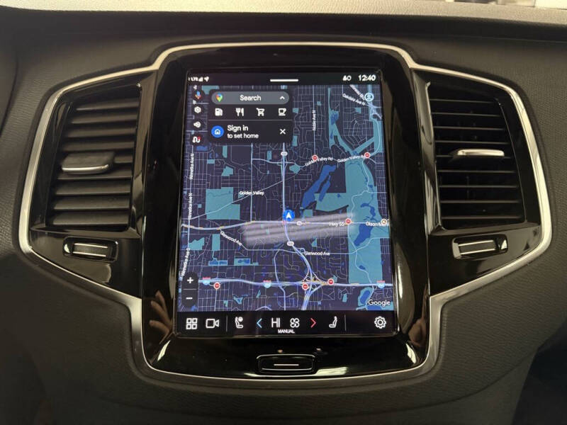 2024 Volvo XC90 B5 Plus Bright Theme