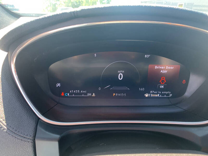 2020 Lincoln Nautilus Reserve