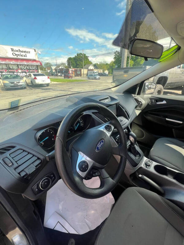 2016 Ford Escape SE
