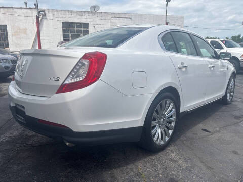 2014 Lincoln MKS