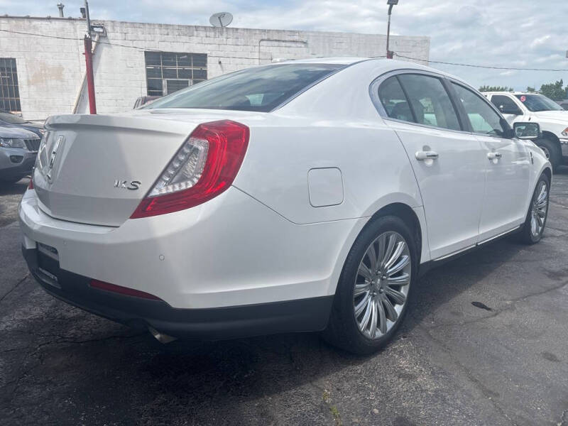 2014 Lincoln MKS