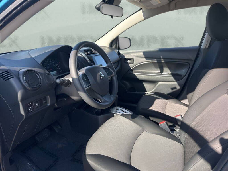 2024 Mitsubishi Mirage ES