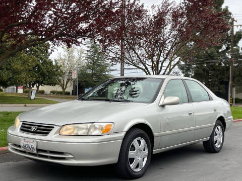 2000 Toyota Camry for sale at AutoAffari LLC in Sacramento CA