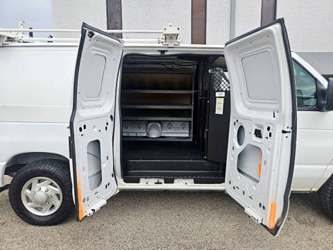 2014 Ford E-Series E-150