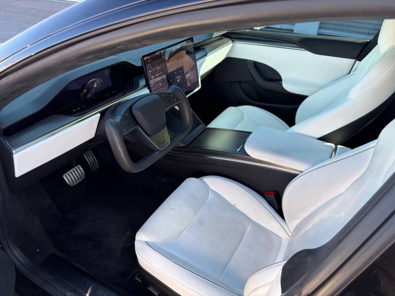 2022 Tesla Model S Plaid