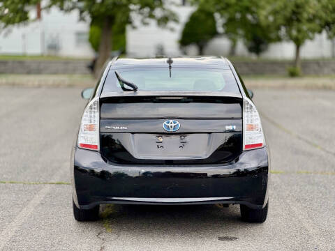 2011 Toyota Prius Two