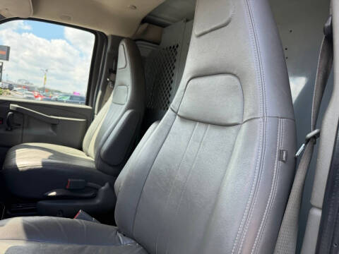 2016 Chevrolet Express 2500