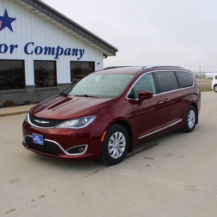 2018 Chrysler Pacifica for sale at Cresco Motor Company in Cresco, IA