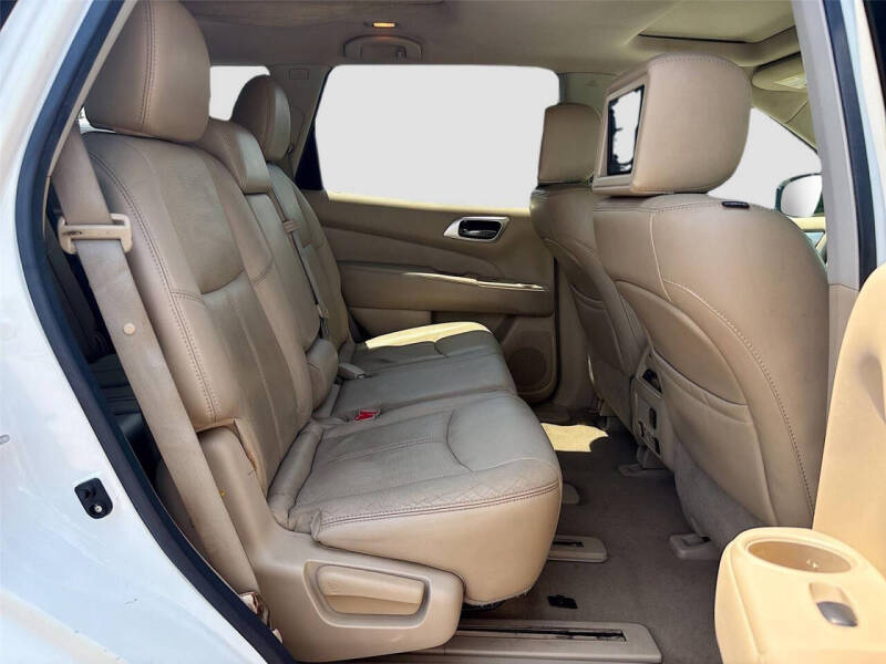 2014 Nissan Pathfinder Platinum