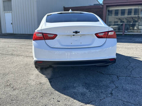 2017 Chevrolet Malibu LT