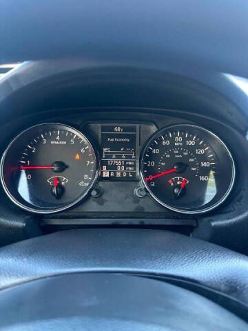 2011 Nissan Rogue S