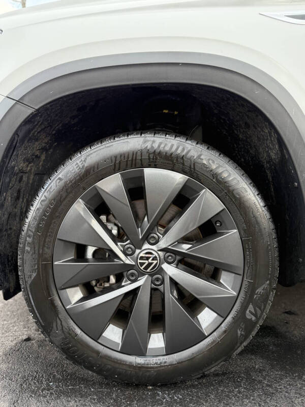 2024 Volkswagen Taos S