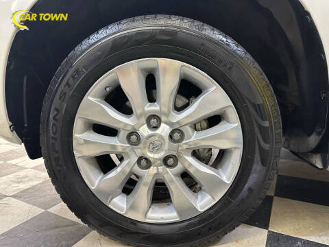 2017 Toyota Sequoia Platinum