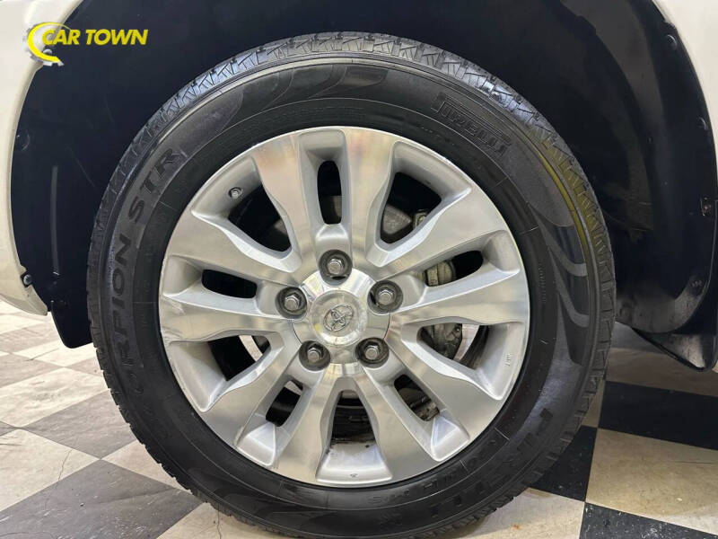 2017 Toyota Sequoia Platinum