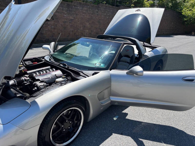2004 Chevrolet Corvette