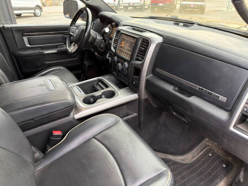 2017 RAM 3500 Laramie Limited