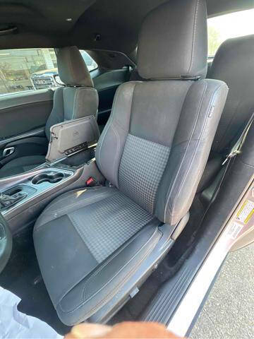 2015 Dodge Challenger SXT
