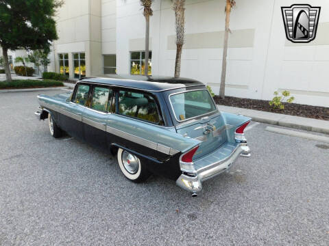 1957 Packard Clipper