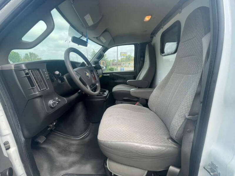 2018 Chevrolet Express 2500