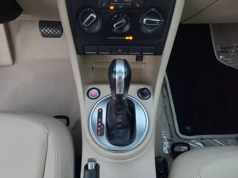 2013 Volkswagen Beetle