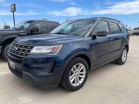 2017 Ford Explorer for sale at Lanny's Auto in Winterset IA