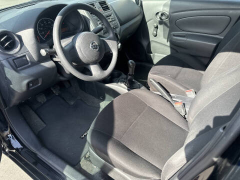 2014 Nissan Versa 1.6 S