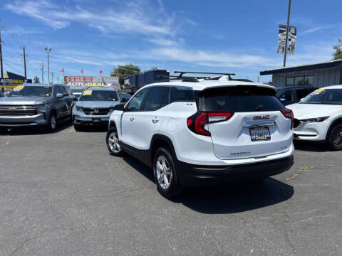 2022 GMC Terrain SLE