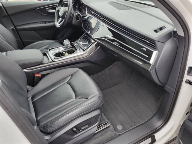 2022 Audi Q7 quattro Premium Plus 55 TFSI