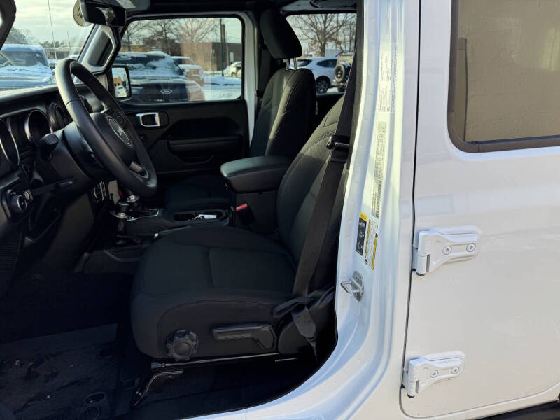 2023 Jeep Wrangler Willys