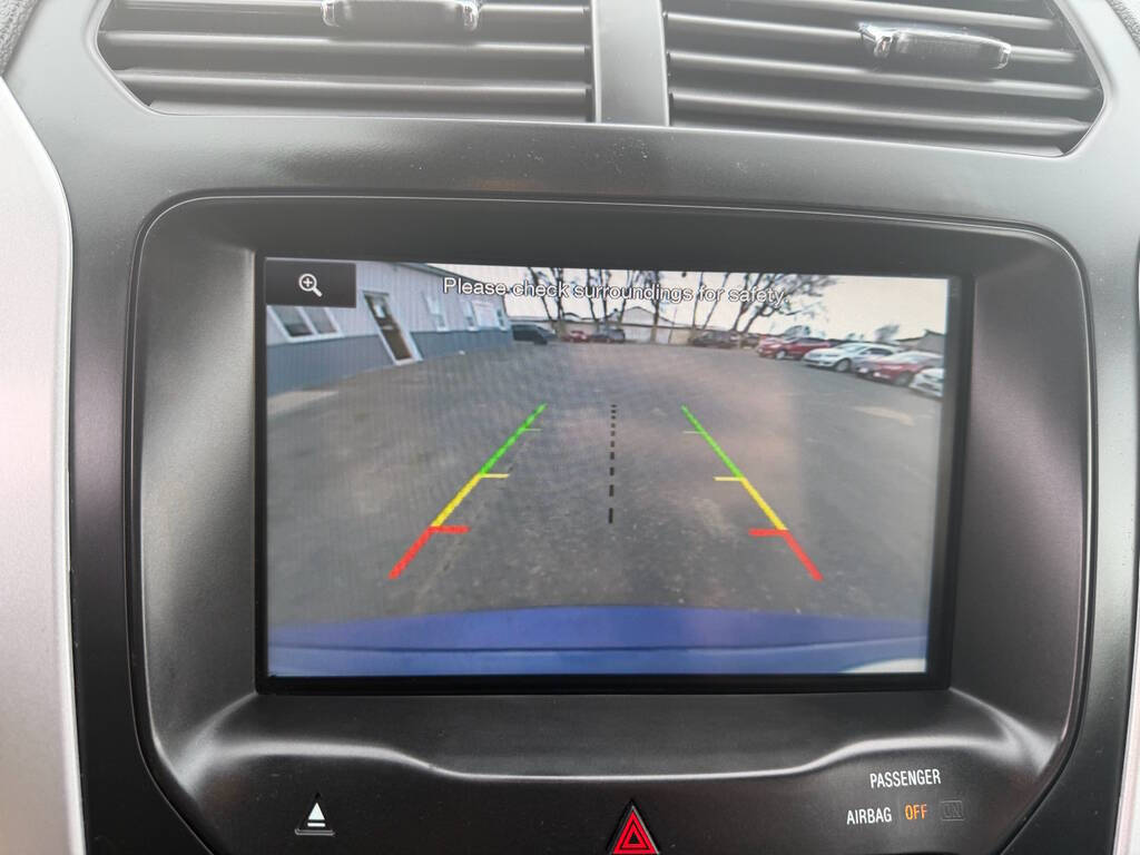 2015 Ford Explorer 38