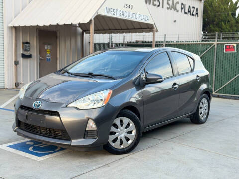 2014 Toyota Prius c Two