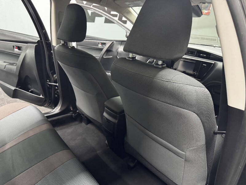 2017 Toyota Corolla LE