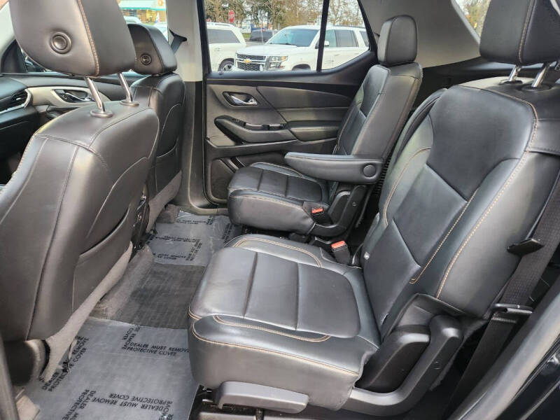 2020 Chevrolet Traverse LT Leather