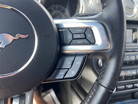 2016 Ford Mustang V6